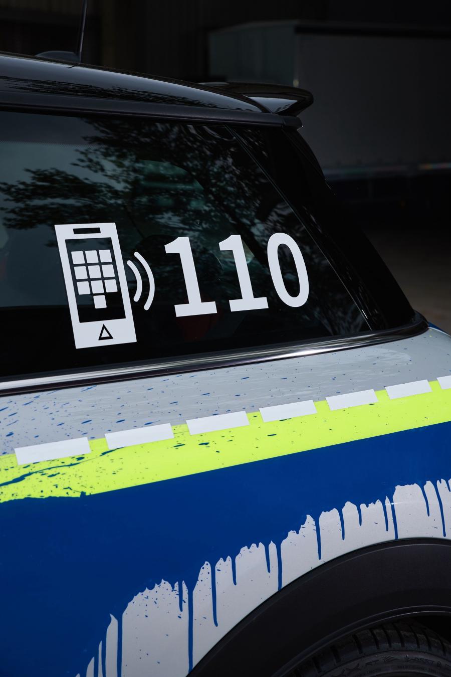 Детали экстерьера Mini John Cooper Works Polizei (F56) 2018 года  (фото 3 из 13)